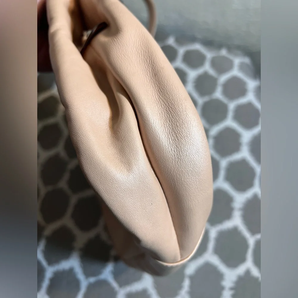 elegant coach